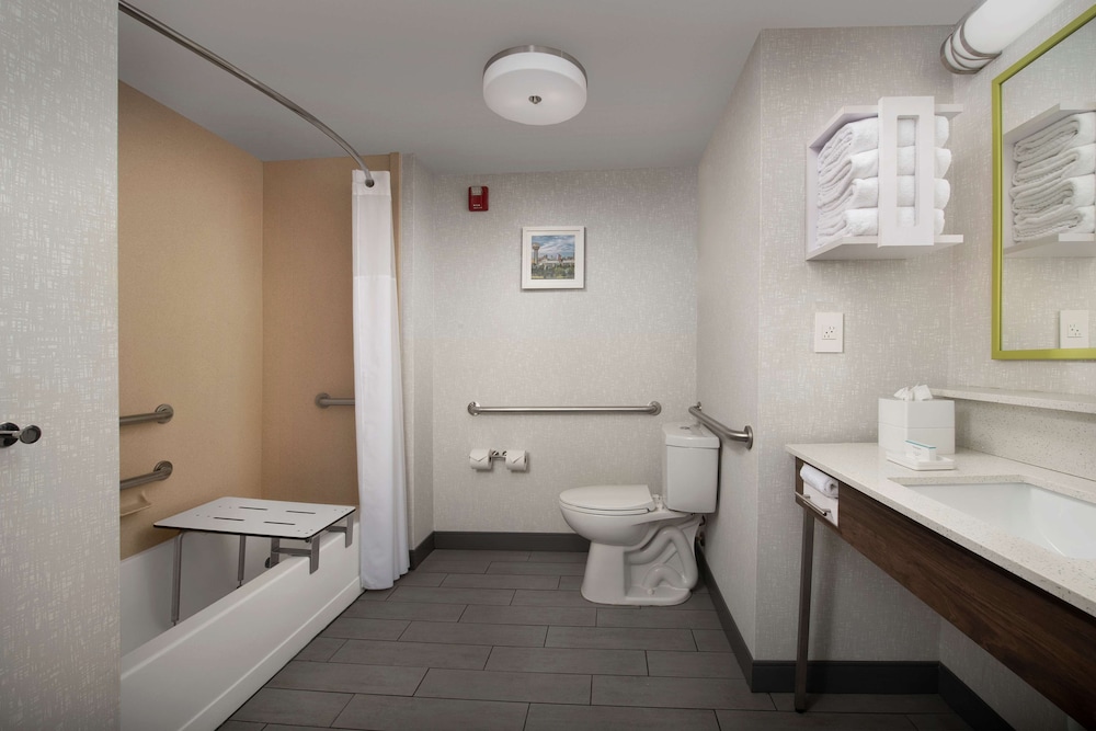 Hampton Inn Knoxville East - photo 13