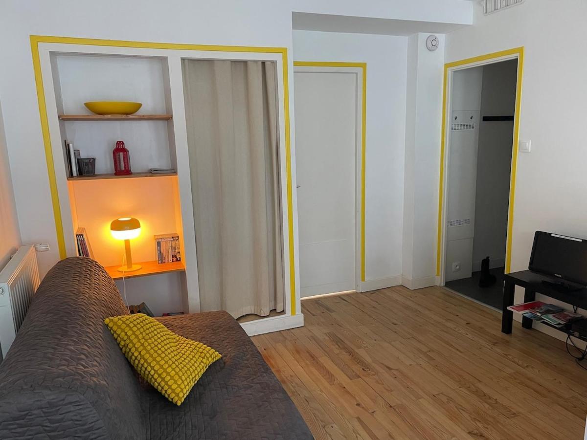 Une Pause Dans L’hyper Centre de Chambery in Chambery, France