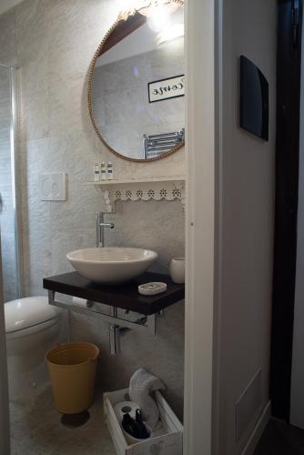 Dolce vita al lago — 4-Star Luxury Hotel in Anguillara Sabazia, Italy