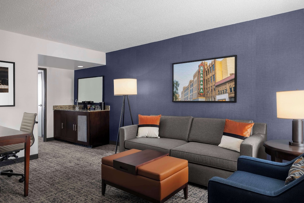 Embassy Suites Hotel Birmingham - photo 18