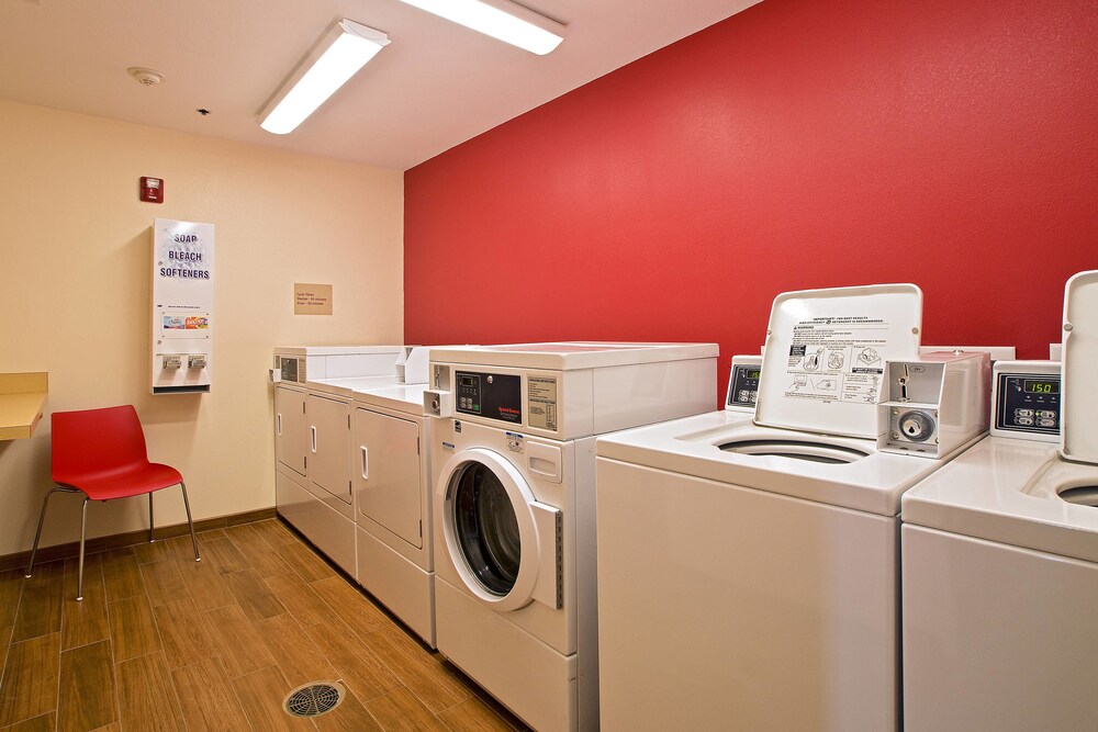 TownePlace Suites by Marriott Dodge City - photo 15