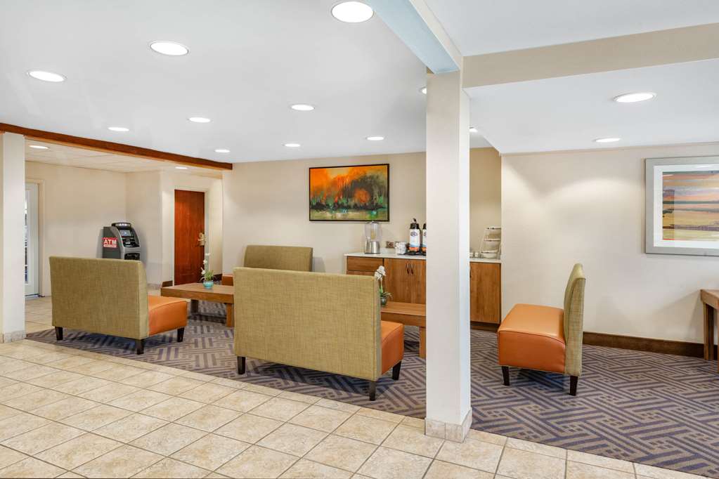 Baymont by Wyndham Farmington - photo 6