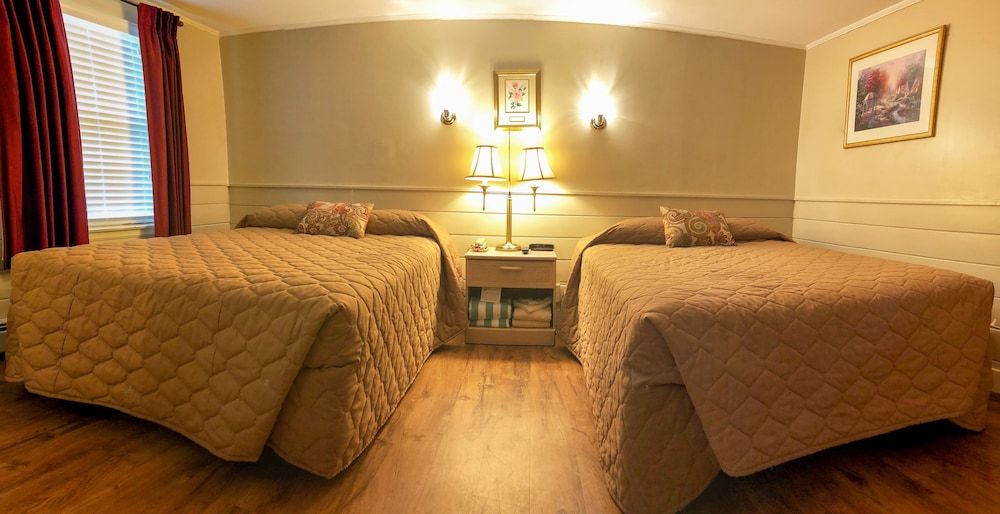 Oxen Yoke Motel - photo 11