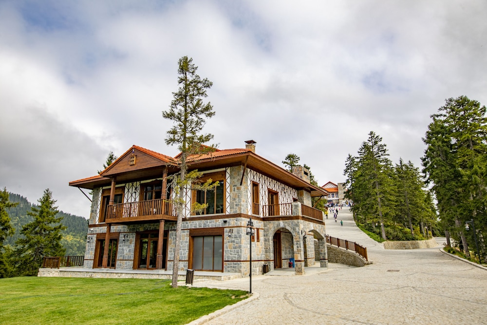Foleya Mountain Resort - last minute hotel in Tonya