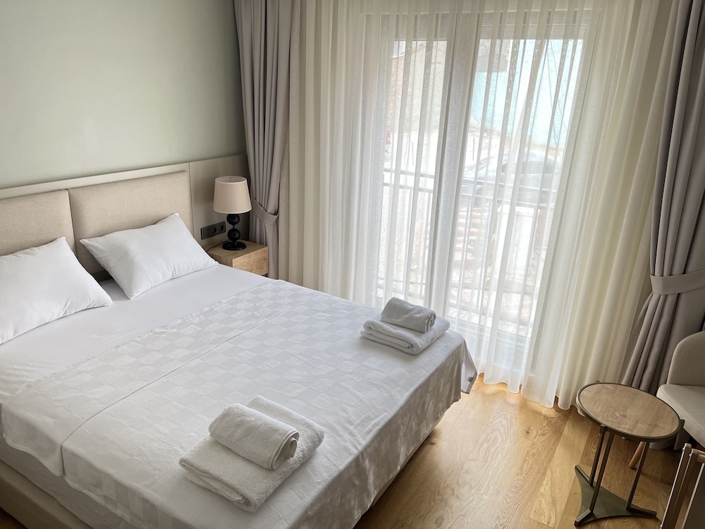 Sezer’s Oliva Hotel — Ezine — photo 4