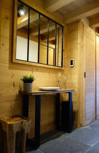 Homency Residence de L'alpe 29 — 4-Star Luxury Hotel in Huez, France