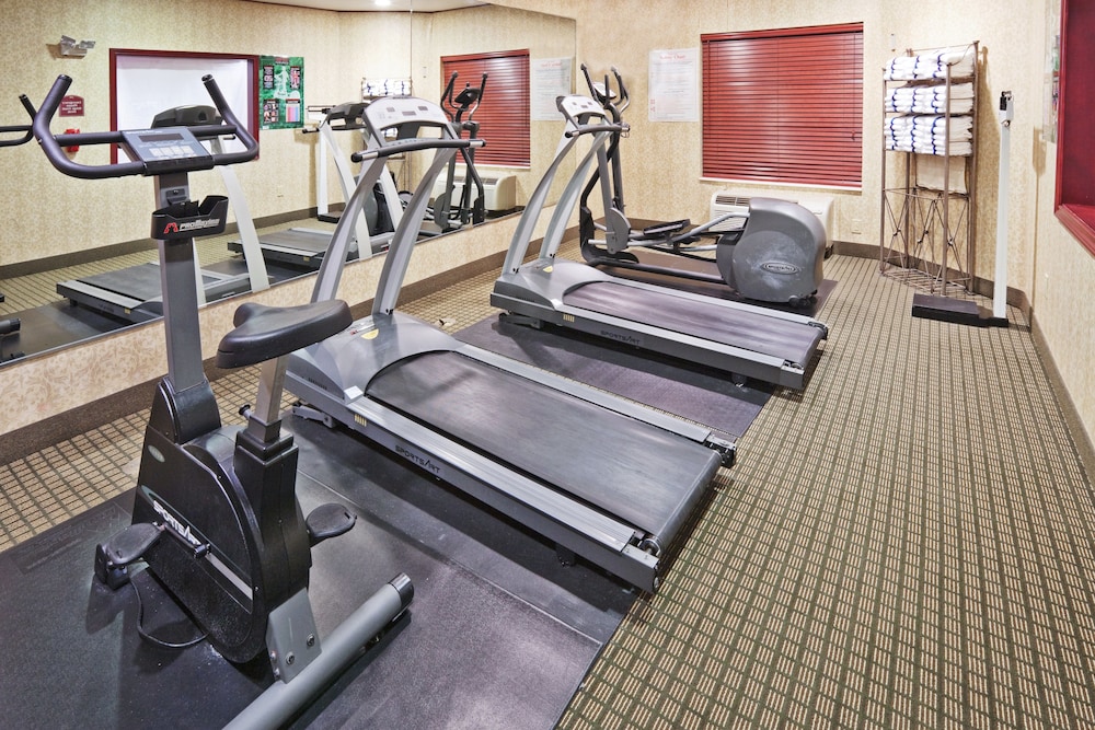 Holiday Inn Express Hotel & Suites Gainesville by IHG - photo 37