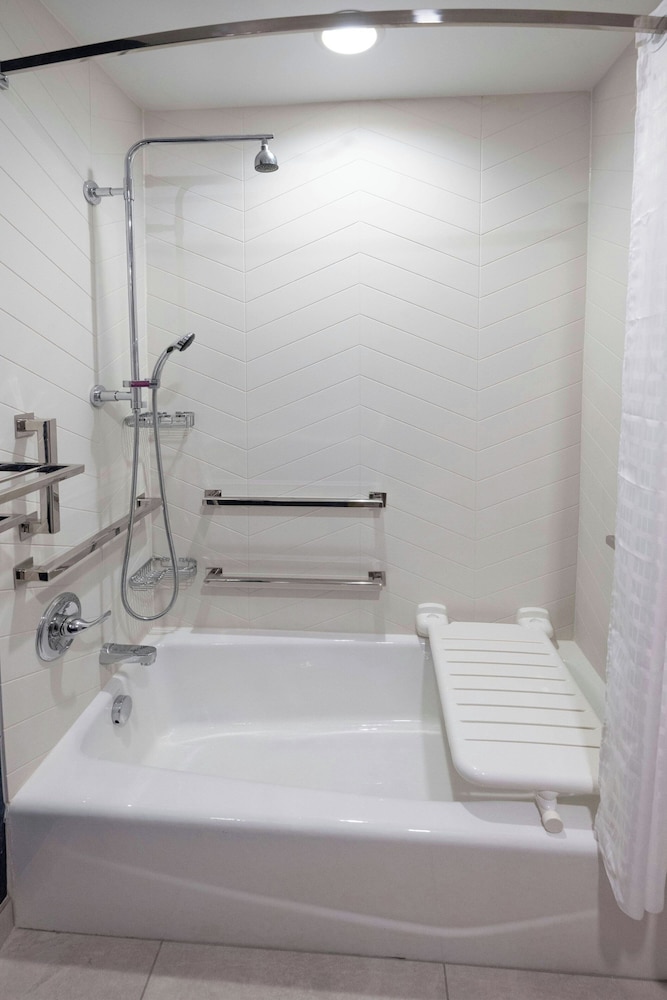 Fairfield Inn & Suites by Marriott Arkadelphia - photo 13