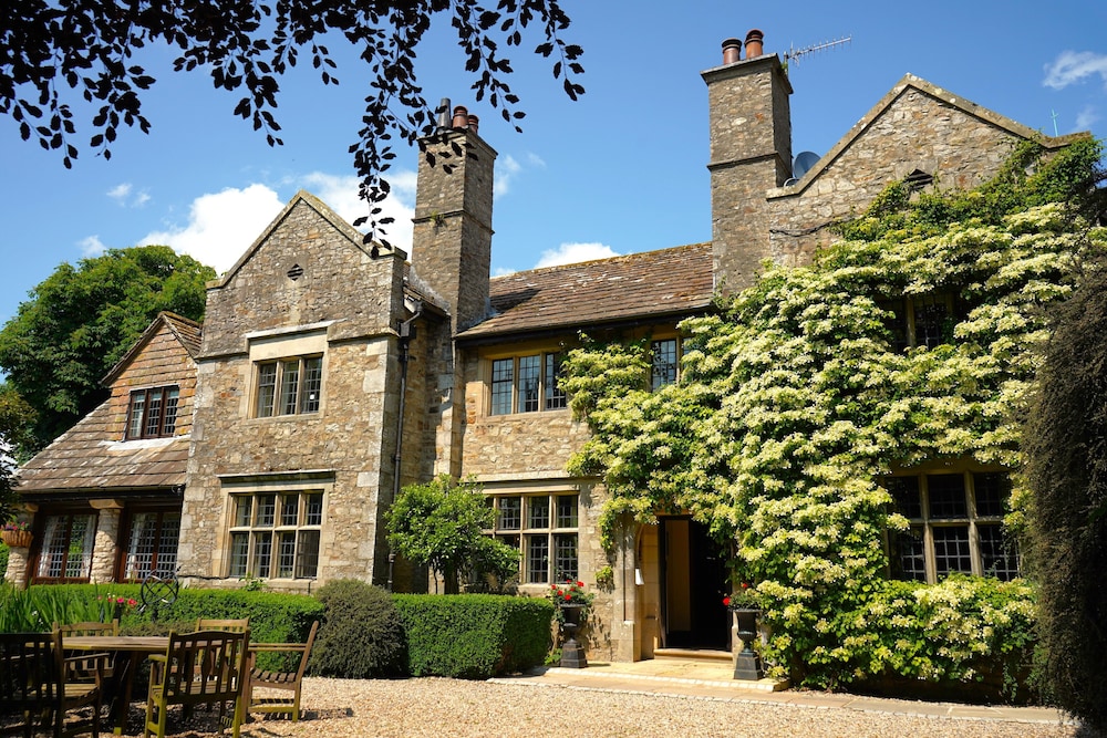 Stone House Hotel — 4-Star Luxury Hotel in Richmond, United Kingdom