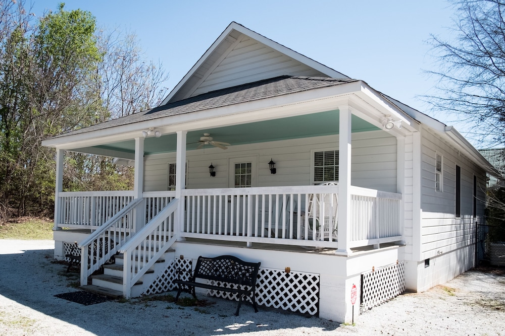 Swamp Rabbit Inn Travelers Rest - photo 57