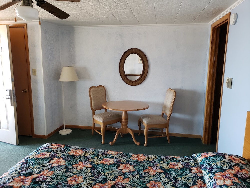 Algoma Beach Motel - photo 66
