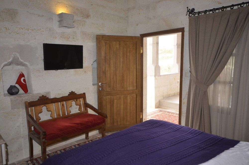 Rza Cave Hotel — Uerguep