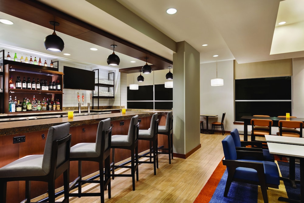 Hyatt House Denver Airport - photo 30