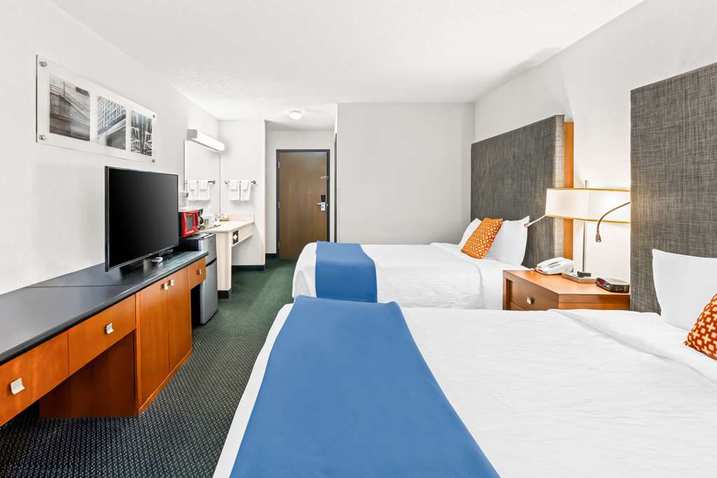 Americas Best Value Inn Tahquamenon Country - photo 13