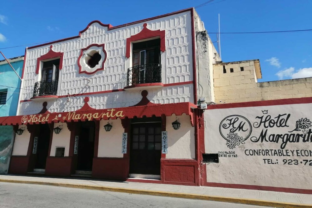 Hotel Margarita - last minute hotel in Merida