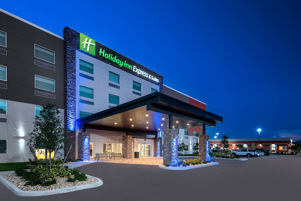Holiday Inn Express & Suites Punta Gorda by IHG - photo 24