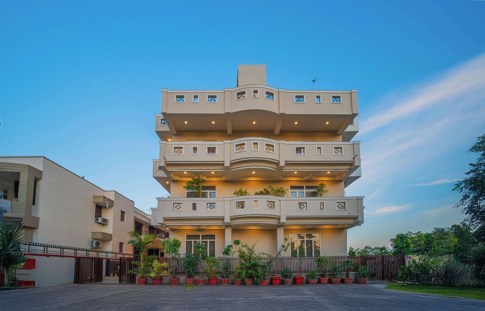 R41 A Boutique Hotel - last minute hotel in Jaipur