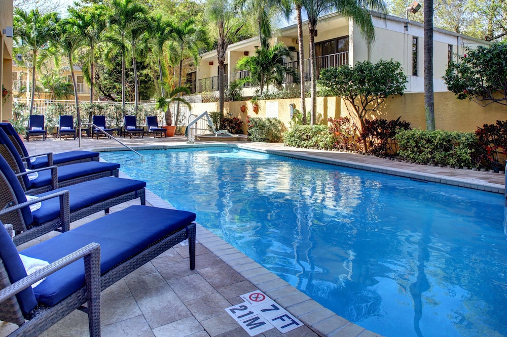 Hampton Inn Miami Coconut Grove Coral Gables - photo 23