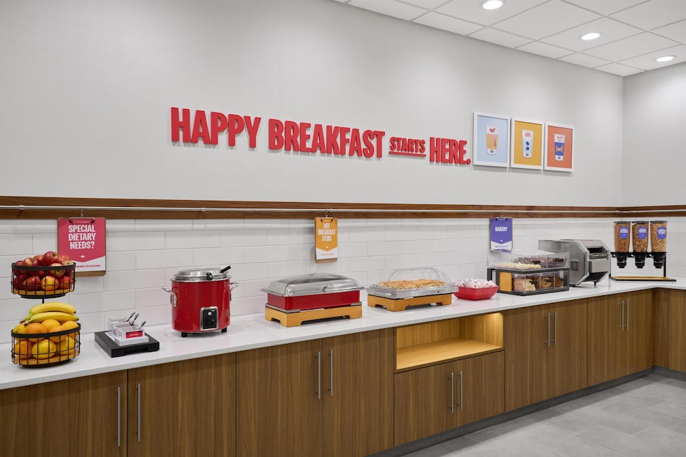 Hampton Inn by Hilton Lincoln Downtown - photo 35