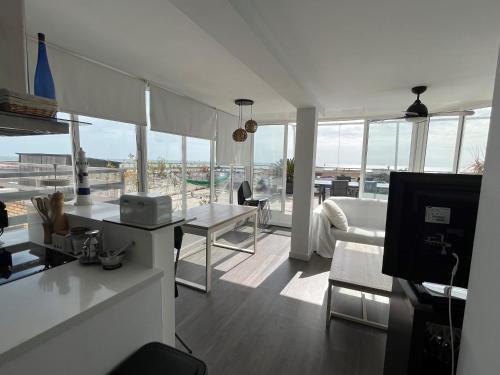 Atico Clara Mirando Al Mar — Islantilla