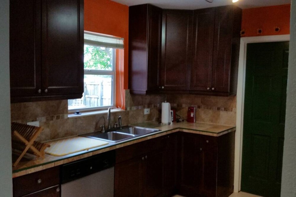 Beautiful Lakeview Sunsets Resort 3BR - photo 22