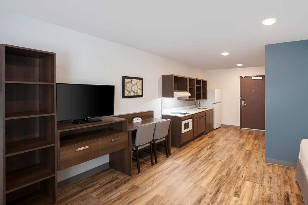 WoodSpring Suites West Monroe - photo 12