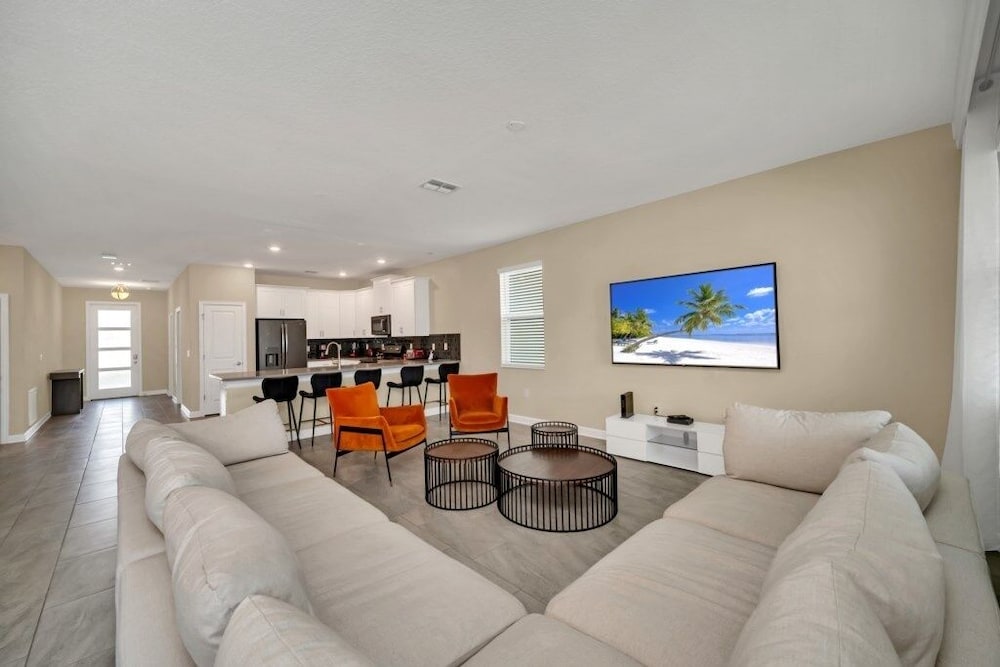Ultimate 9 Champions Gate Resort Property With Spa 9 Bedroom Villa by RedAwning Kissimmee - photo 28