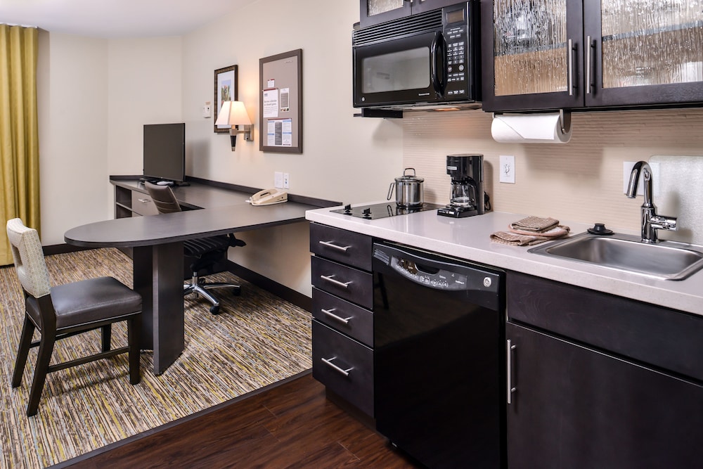 Candlewood Suites Sierra Vista by IHG - photo 9