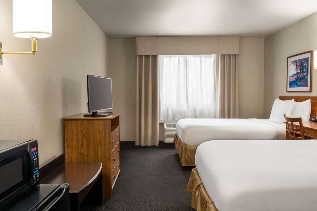 Travelodge by Wyndham Dexter - photo 41