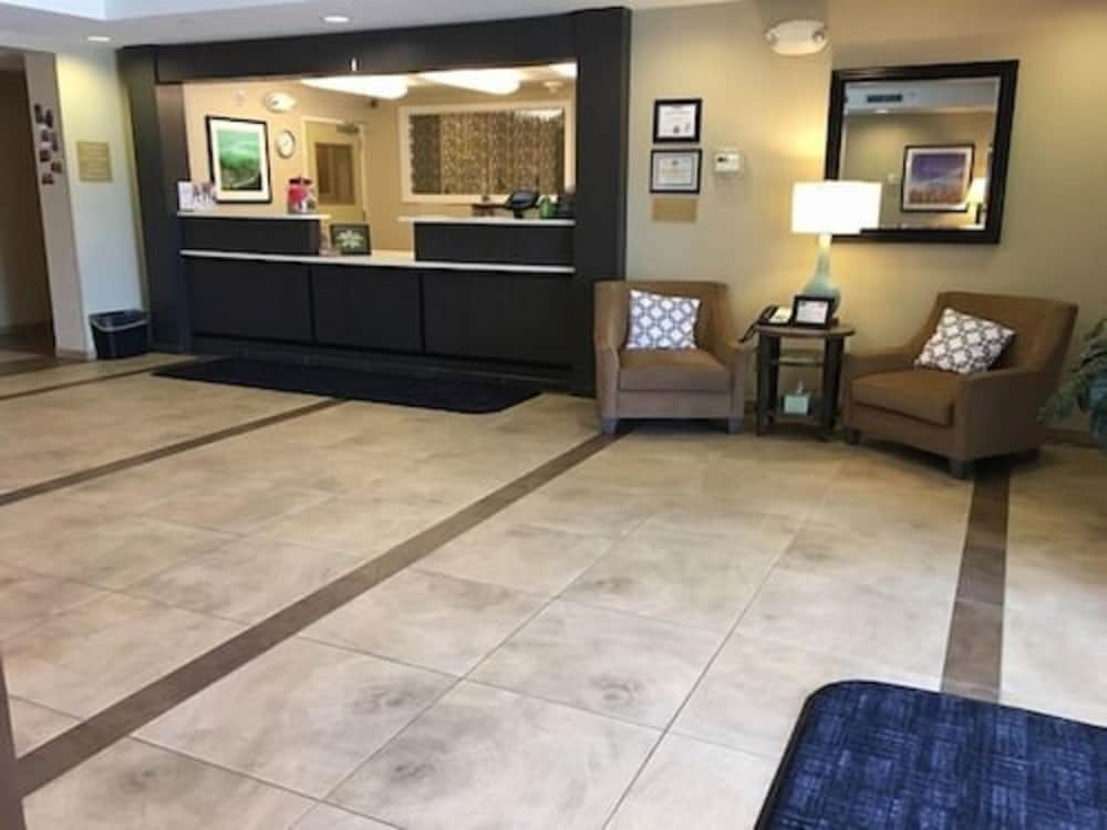 Candlewood Suites Sidney an IHG Hotel - photo 3