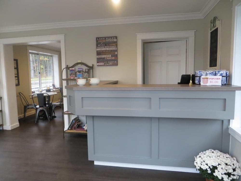 Brio Beach Inn - photo 3