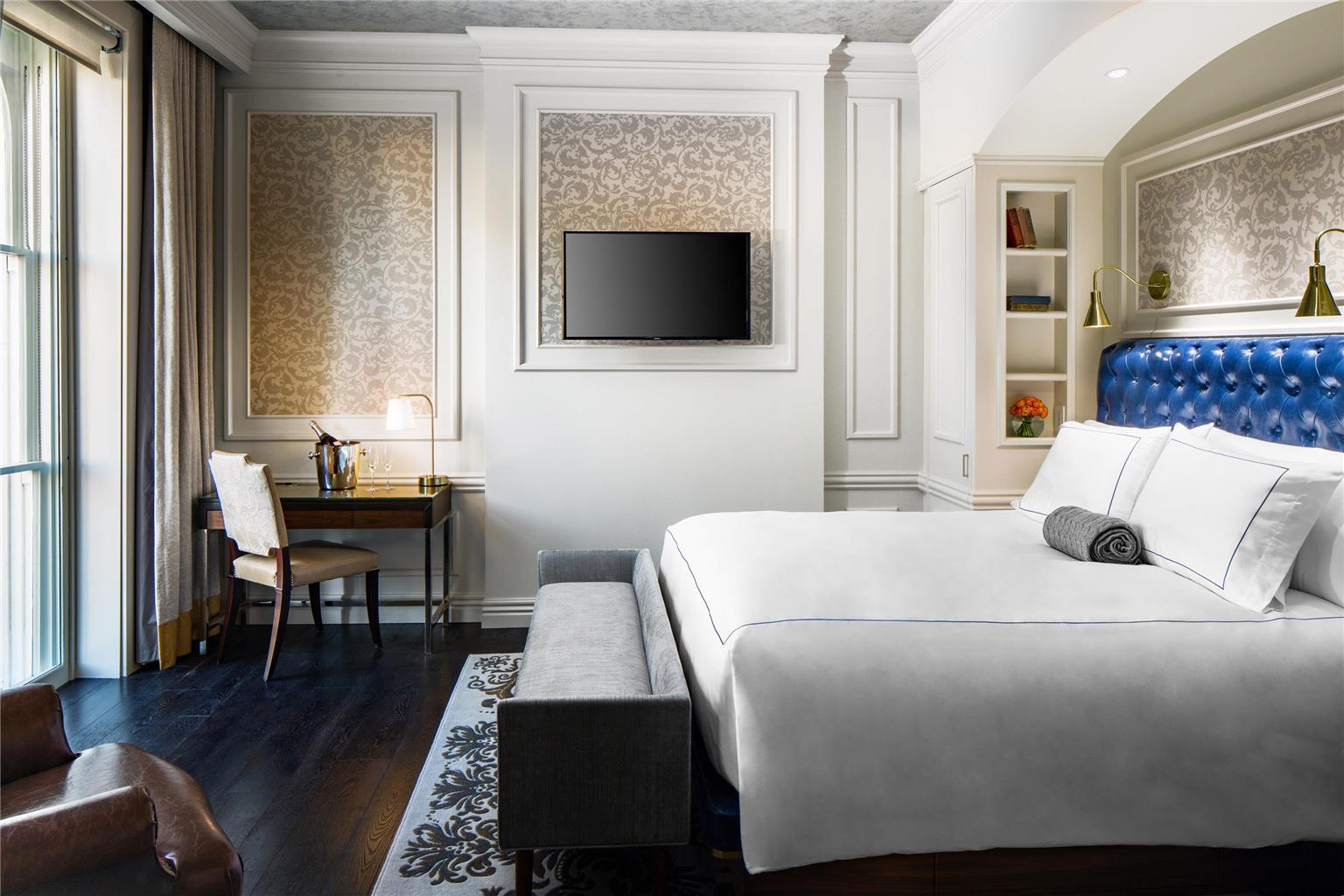 The Adelphi Hotel - photo 11