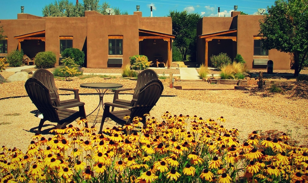 The Abiquiu Inn - photo 78