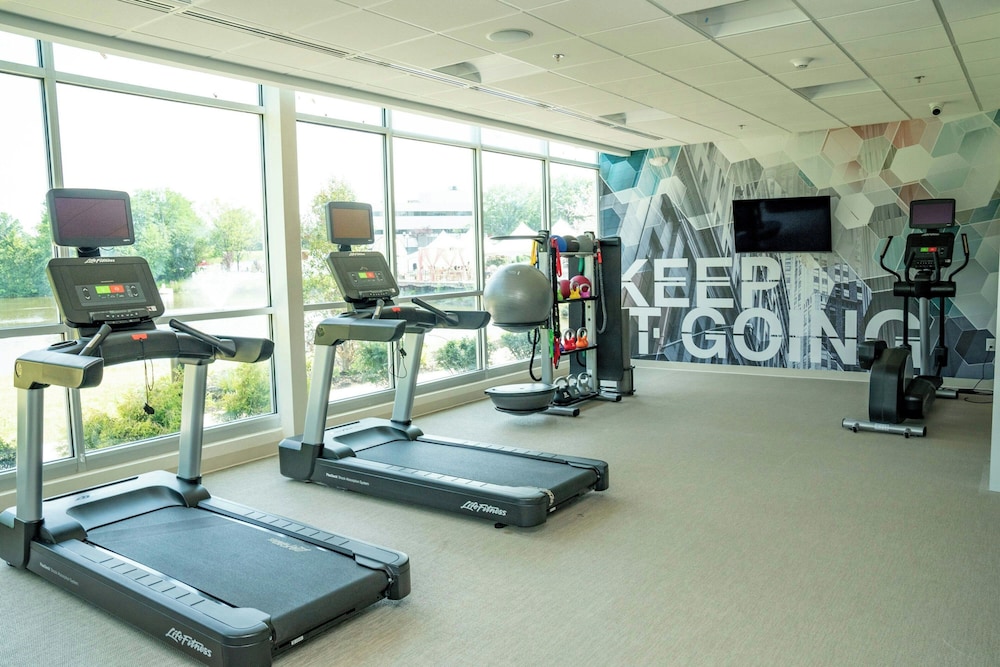 SpringHill Suites by Marriott Woodbridge - photo 23