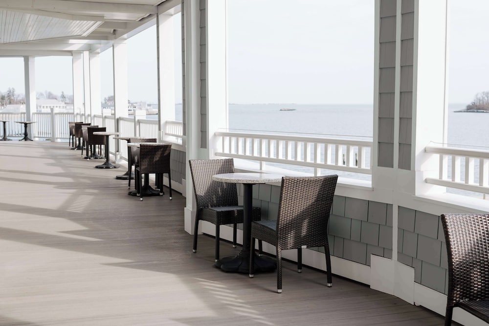Madison Beach Hotel - photo 74