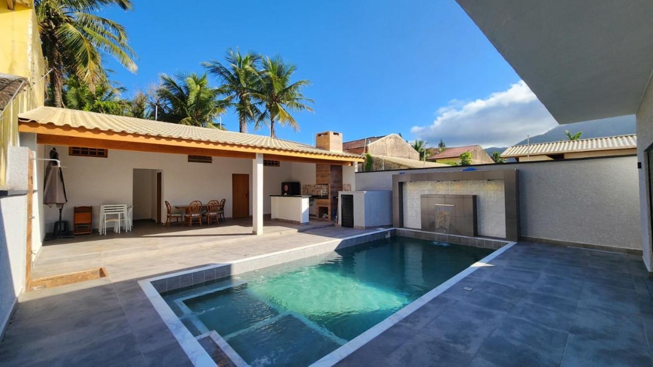Casa Memorias Do Mar Centro de Peruibe 50m Da Praia — 4-Star Luxury Hotel in Peruibe, Brasil
