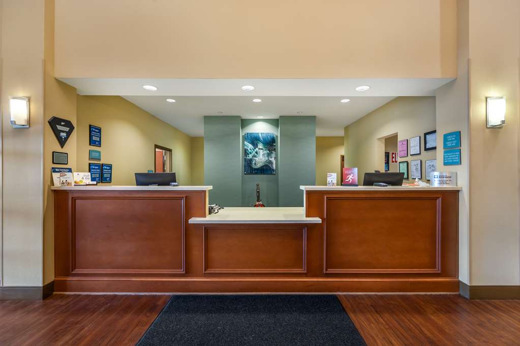 Best Western Plus Tuscumbia Muscle Shoals Hotel and Suites - photo 9