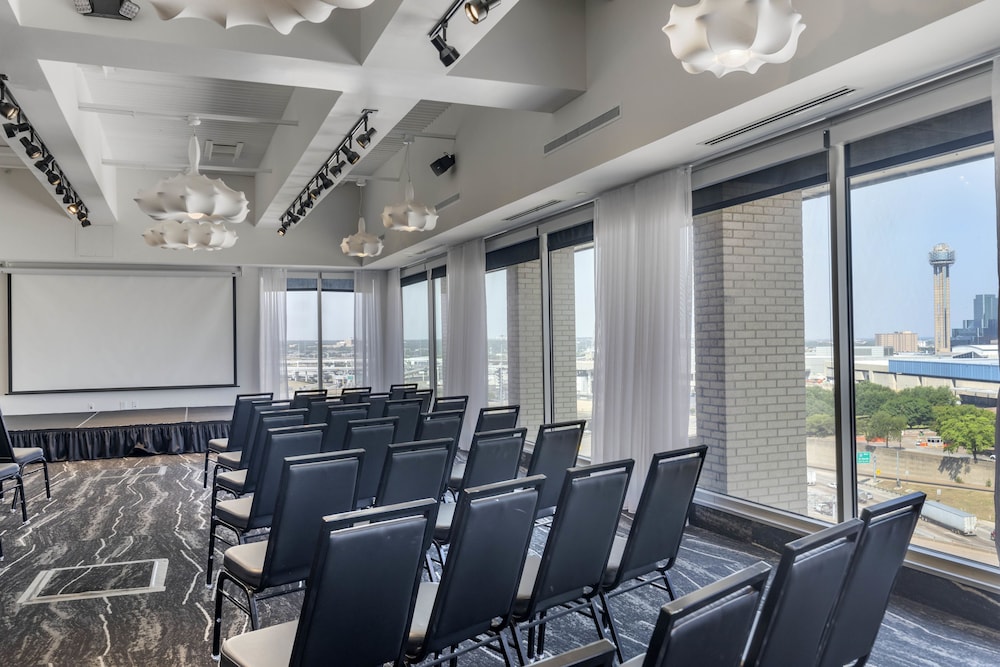 Lorenzo Hotel Dallas Tapestry Collection by Hilton - photo 30