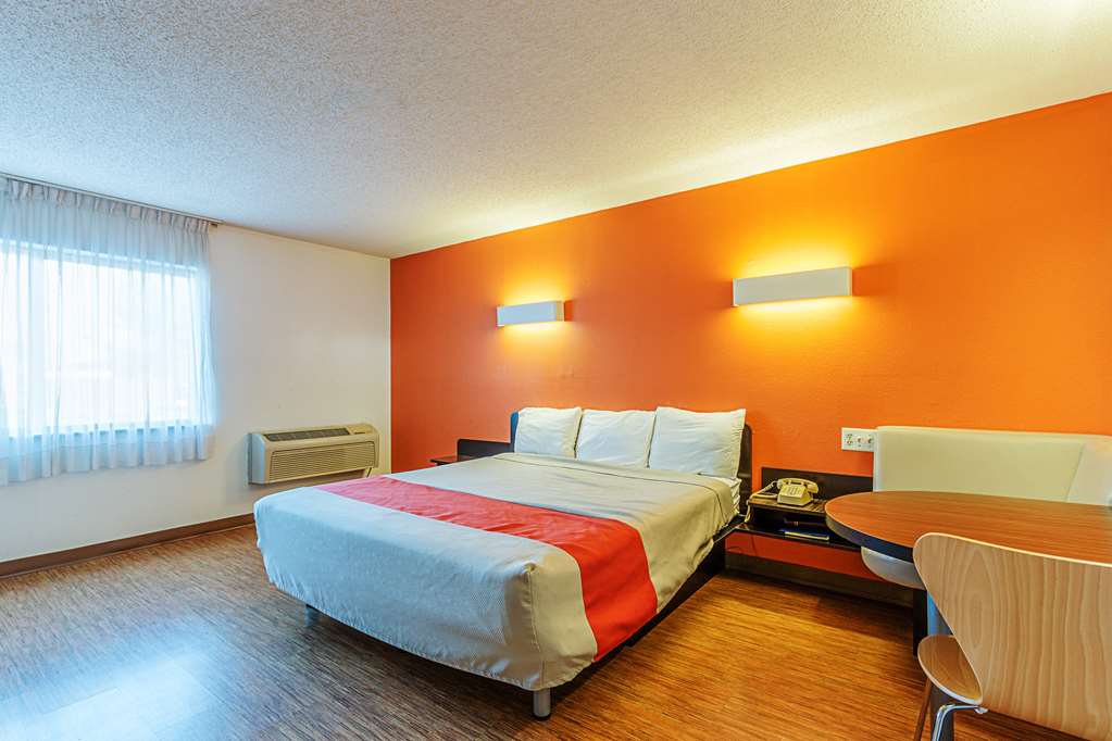 Motel 6 Wisconsin Rapids WI - photo 11