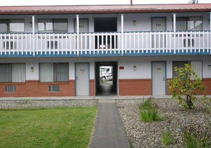 Econo Lodge Everett - photo 24