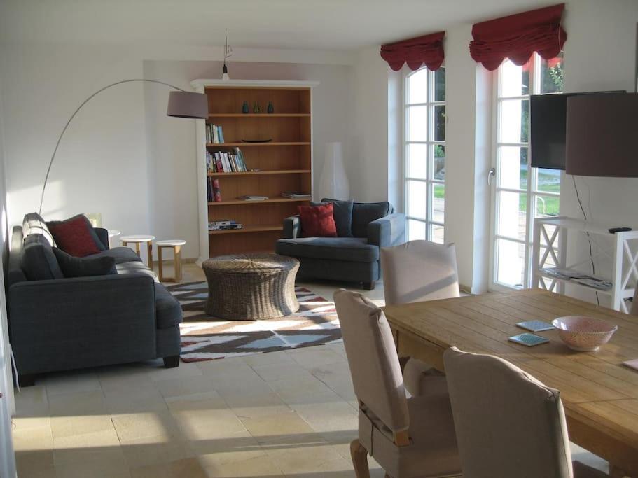 Gutshof Ferienwohnung in Seenähe — 4-Star Luxury Hotel in Diessen Am Ammersee, Germany