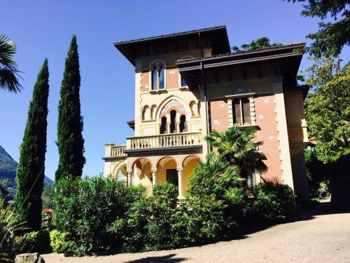 Villa Castiglioni Apartment — 4-Star Luxury Hotel in Laglio, Italy