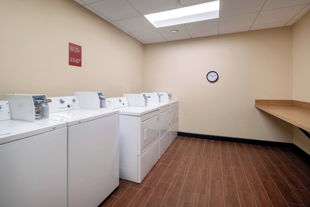 TownePlace Suites by Marriott Fresno Clovis - photo 23