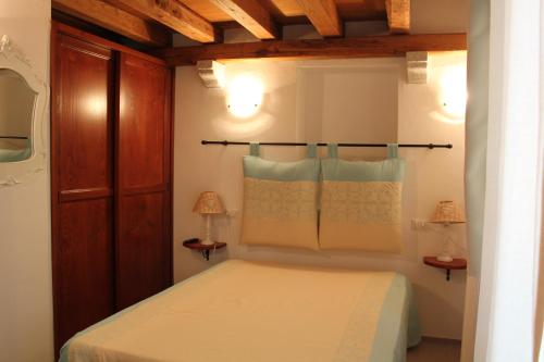 Bb Piazza Di Lara in Tempio Pausania, Italy