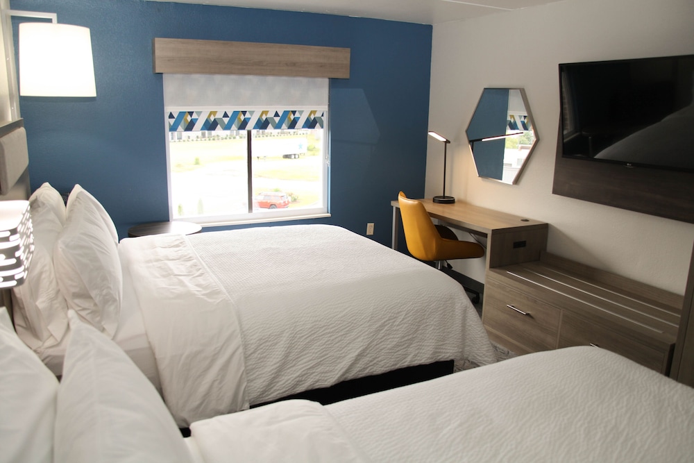 Holiday Inn Express Rocky Mount Sports Center by IHG - photo 6