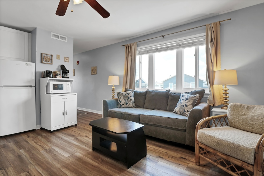 Sandpeddler Inn & Suites - photo 46