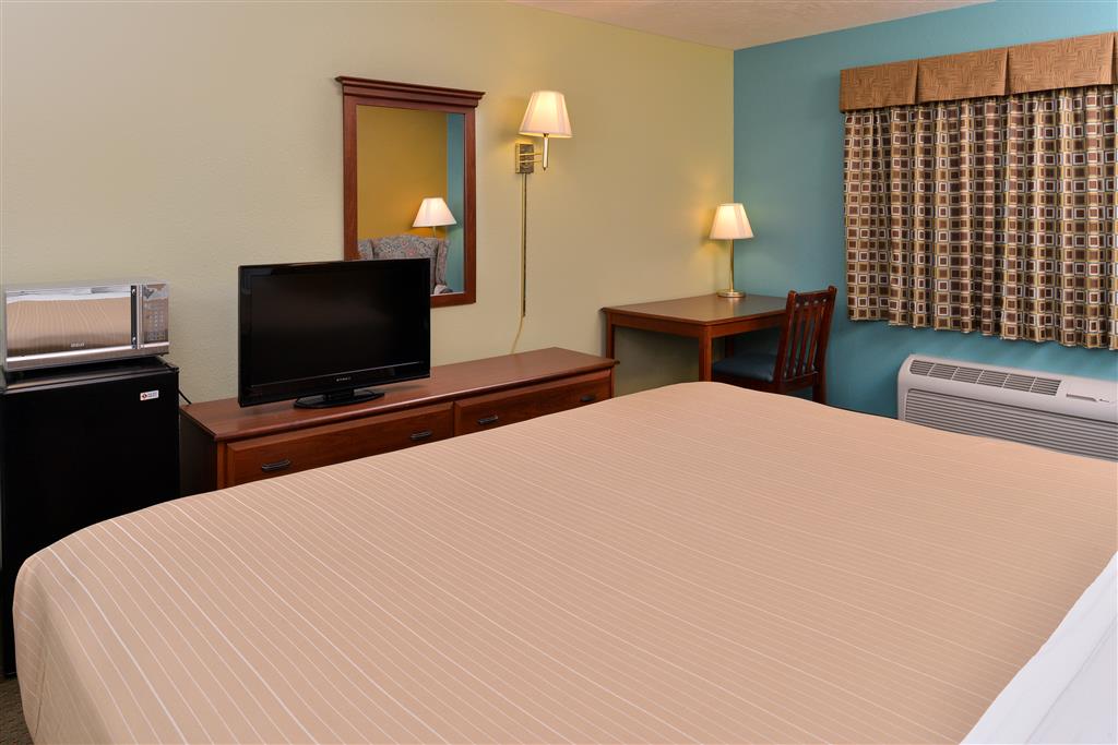 Americas Best Value Inn Seymour - photo 9