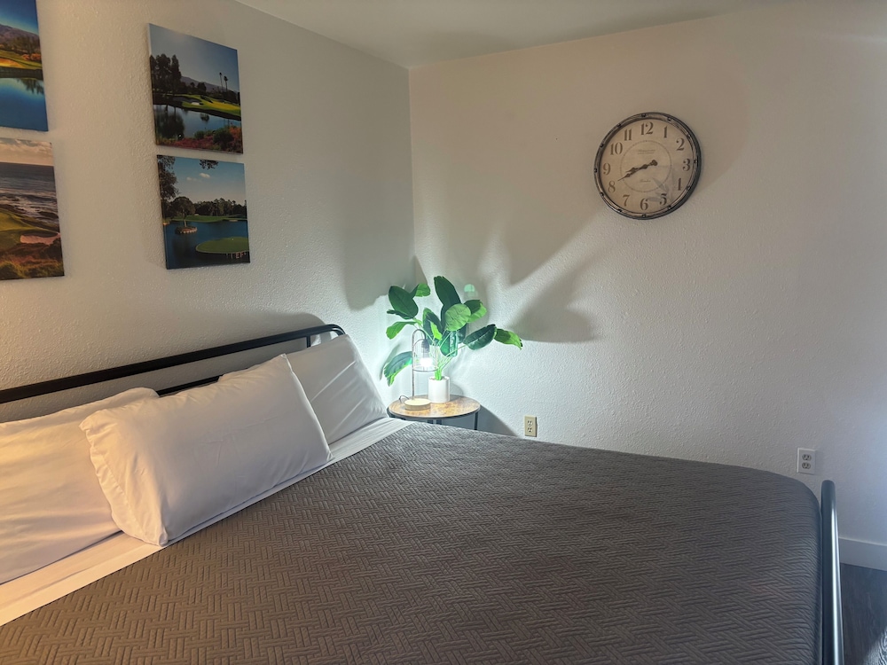 Brownsville Motel - photo 85