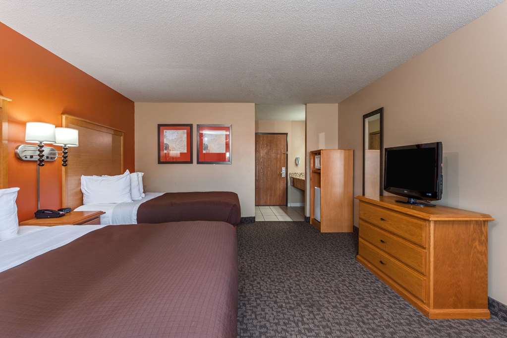 AmericInn by Wyndham Boscobel - photo 17