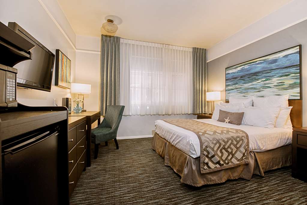 Tamarack Beach Resort Hotel - photo 33